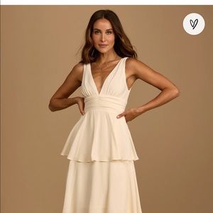 Lulus sleeveless tiered midi dress